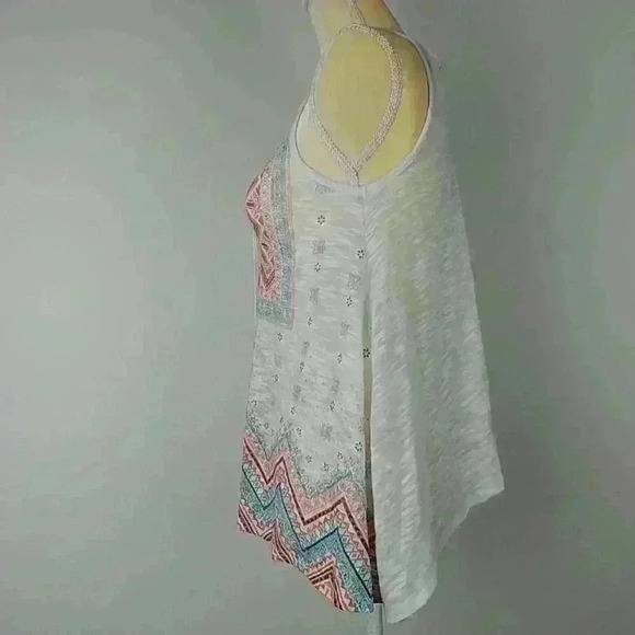 ALMOST FAMOUS  SLEEVELESS TANK TOP SZ Small - Picture 2 of 6